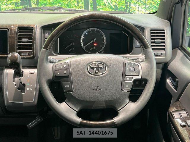 Toyota HIACE VAN 2026-02 8246969-10