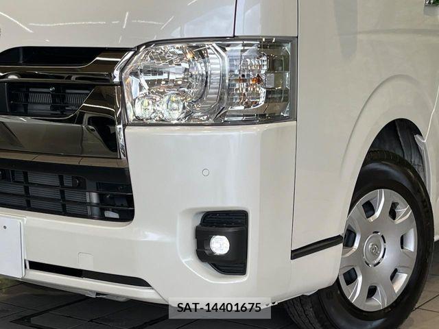 Toyota HIACE VAN 2026-02 8246969-11