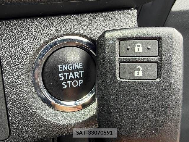 Toyota HIACE VAN 2021-05 8246975-7