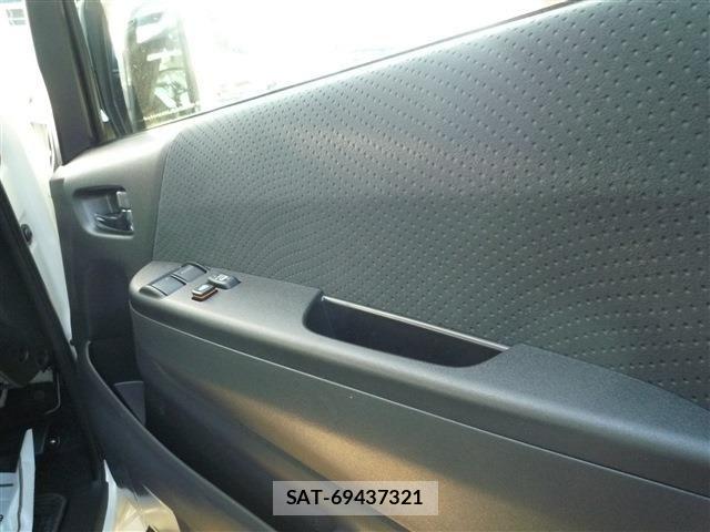 Toyota HIACE VAN 2026-02 8246970-10