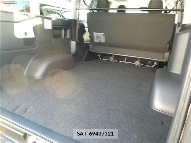 Toyota HIACE VAN 2026-02 8246970-7