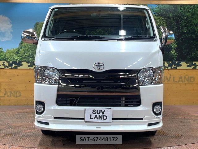 Toyota HIACE VAN 2017-10 8246973-13