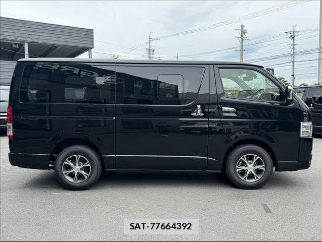 Toyota HIACE VAN 2026-05 8246966-12
