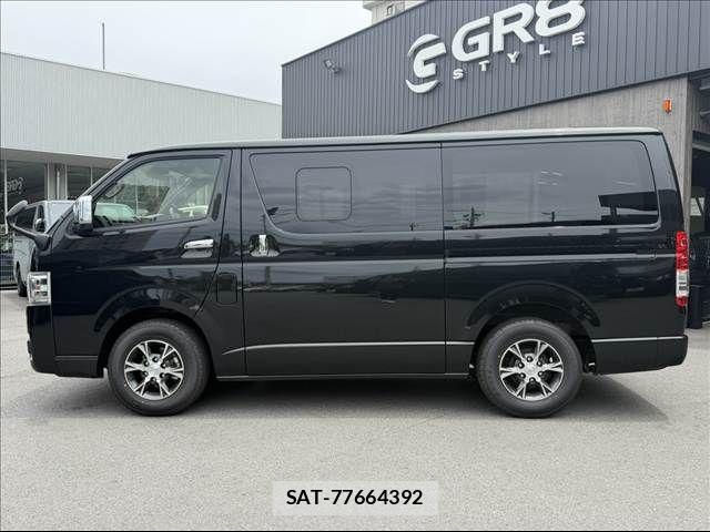 Toyota HIACE VAN 2026-05 8246966-13