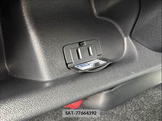 Toyota HIACE VAN 2026-05 8246966-17