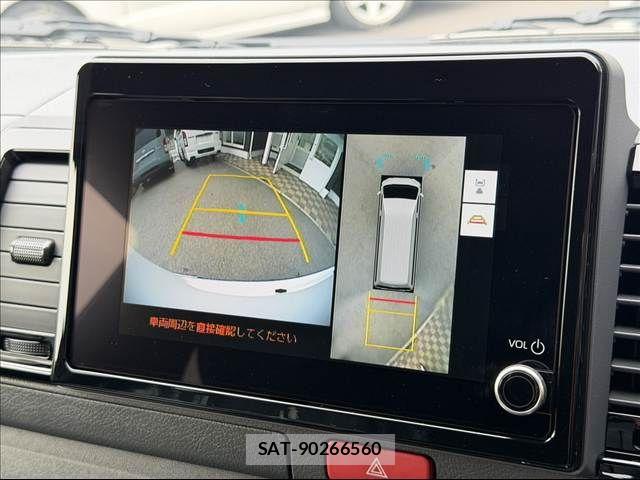 Toyota HIACE VAN 2026-06 8246960-5