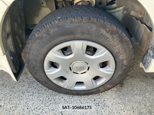 Toyota HIACE VAN 2017-12 8246982-2