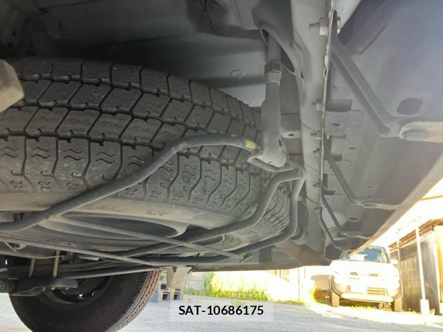 Toyota HIACE VAN 2017-12 8246982-8