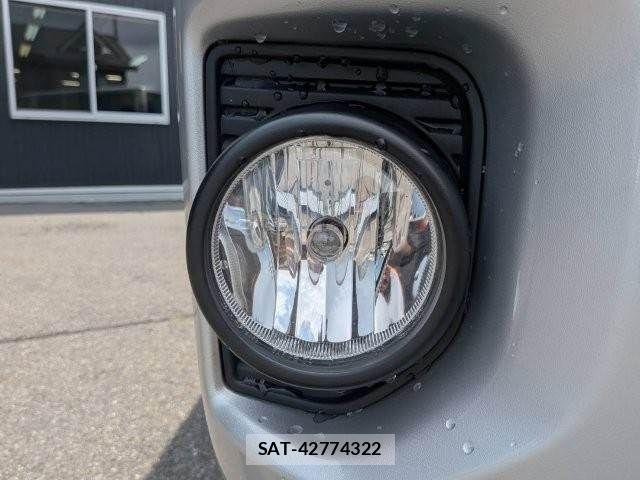 Toyota HIACE VAN 2020-01 8246983-27
