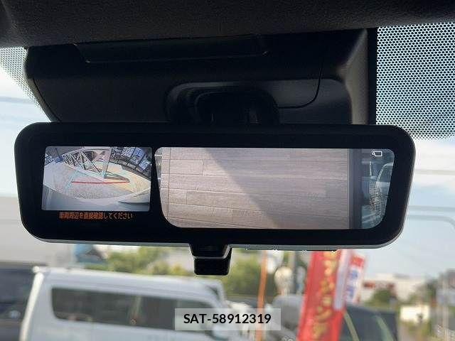 Toyota HIACE VAN 2022-07 8246971-3