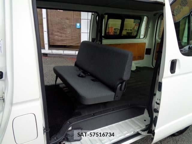 Toyota HIACE VAN 2016-10 8246985-9