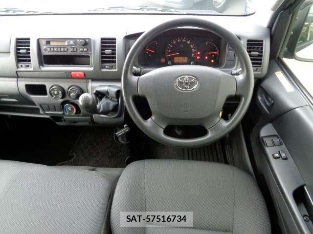 Toyota HIACE VAN 2016-10 8246985-2