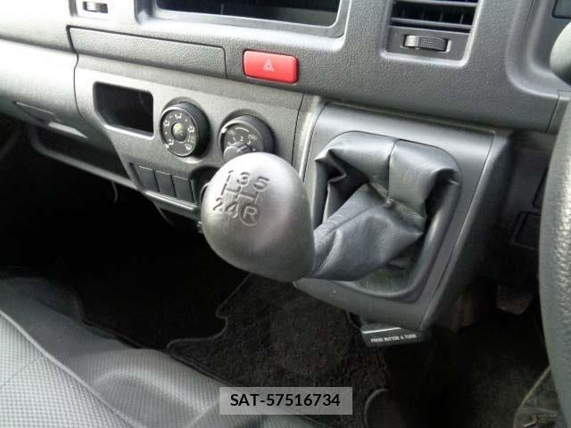 Toyota HIACE VAN 2016-10 8246985-5