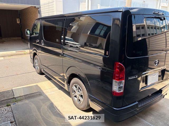 Toyota HIACE VAN 2021-05 8246978-18