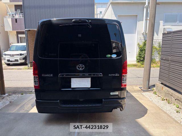 Toyota HIACE VAN 2021-05 8246978-1