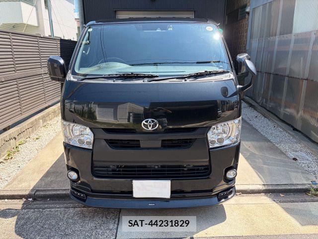 Toyota HIACE VAN 2021-05 8246978-4