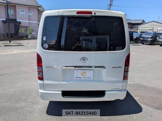 Toyota HIACE VAN 2013-03 8246979-17