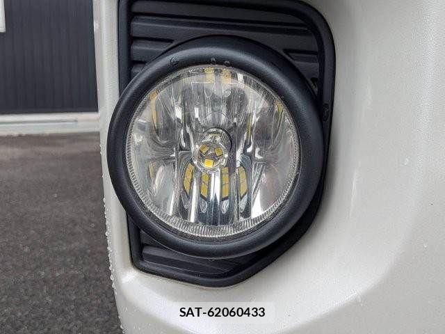Toyota HIACE VAN 2016-11 8246980-25
