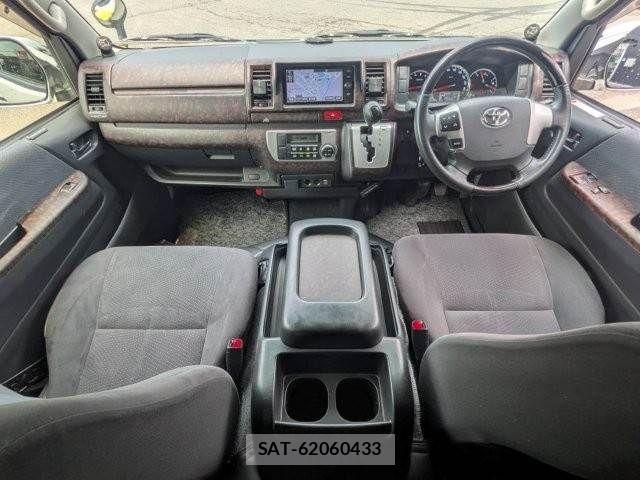 Toyota HIACE VAN 2016-11 8246980-2