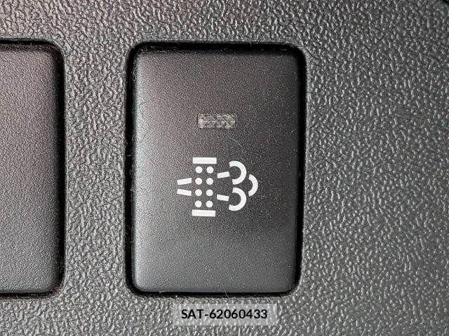 Toyota HIACE VAN 2016-11 8246980-7