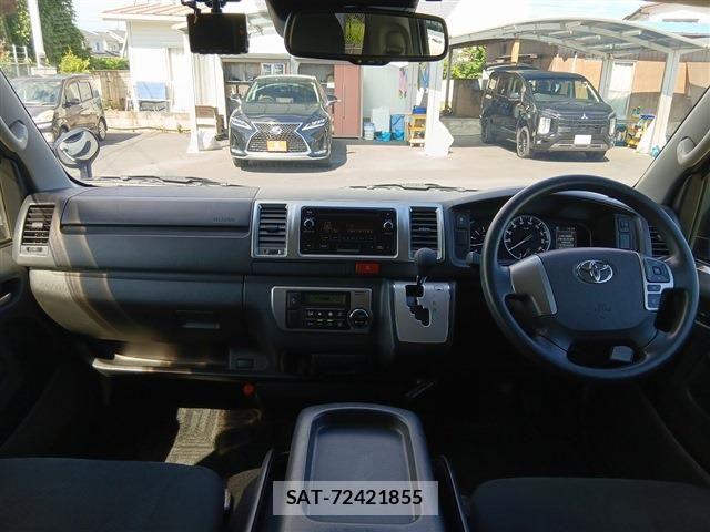 Toyota HIACE VAN 2021-07 8246976-15