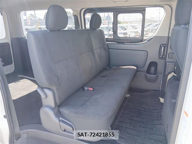 Toyota HIACE VAN 2021-07 8246976-17