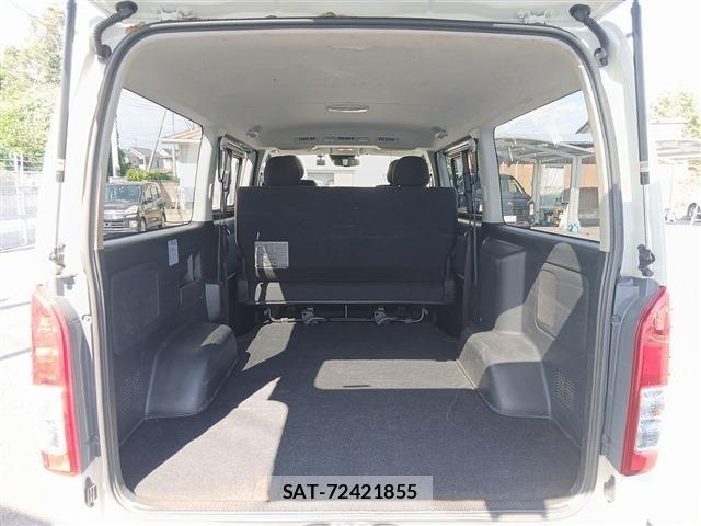 Toyota HIACE VAN 2021-07 8246976-18