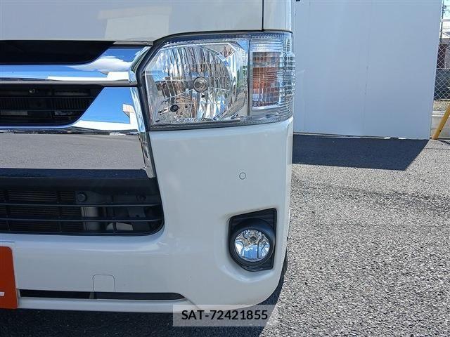 Toyota HIACE VAN 2021-07 8246976-25