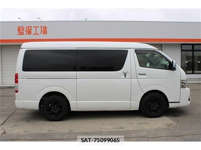 Toyota HIACE VAN 2021-05 8246974-15