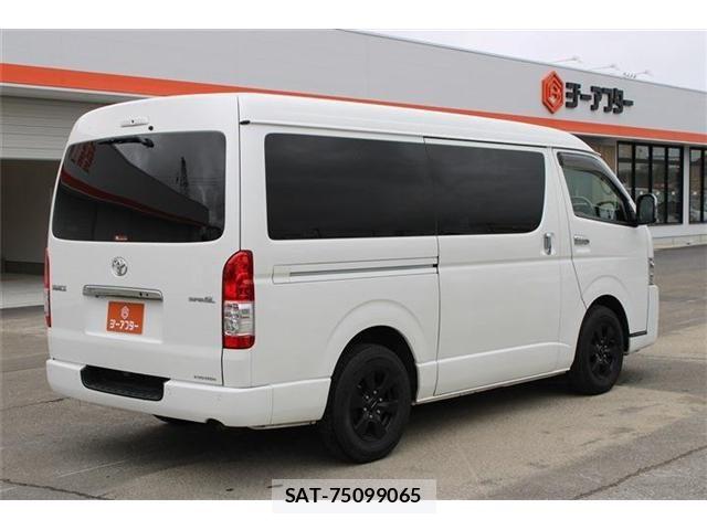 Toyota HIACE VAN 2021-05 8246974-16