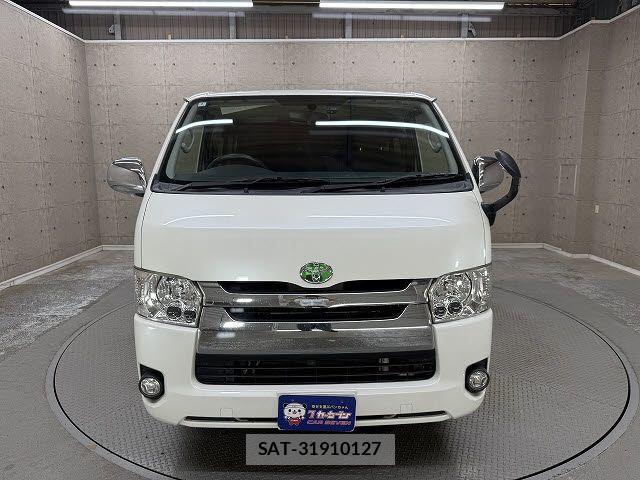 Toyota HIACE VAN 2014-10 8246981-3