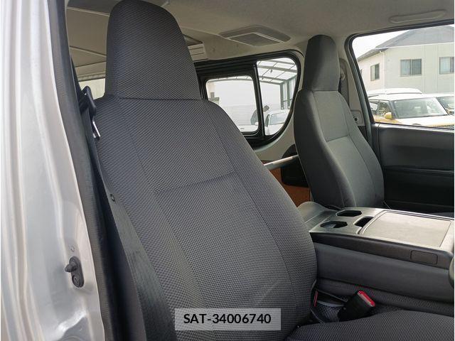 Toyota HIACE VAN 2015-06 8317714-14