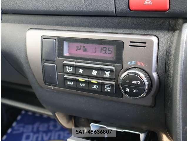 Toyota HIACE VAN 2023-01 8317697-13