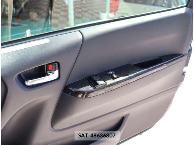 Toyota HIACE VAN 2023-01 8317697-26
