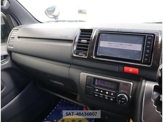 Toyota HIACE VAN 2023-01 8317697-4