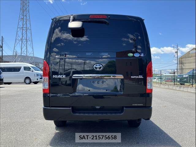 Toyota HIACE VAN 2020-02 8317708-17