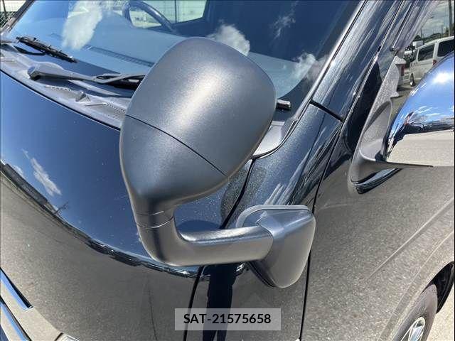 Toyota HIACE VAN 2020-02 8317708-26