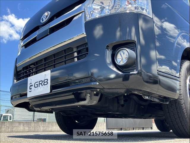 Toyota HIACE VAN 2020-02 8317708-27