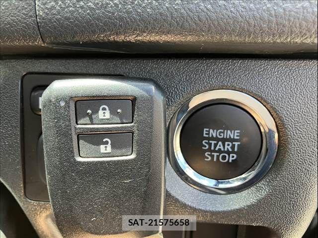 Toyota HIACE VAN 2020-02 8317708-2
