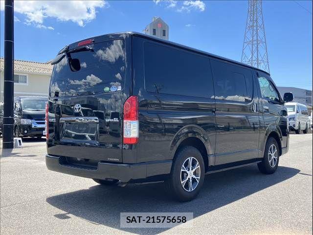 Toyota HIACE VAN 2020-02 8317708-6