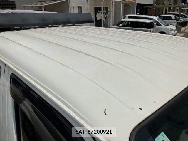 Toyota HIACE VAN 2017-07 8317715-11