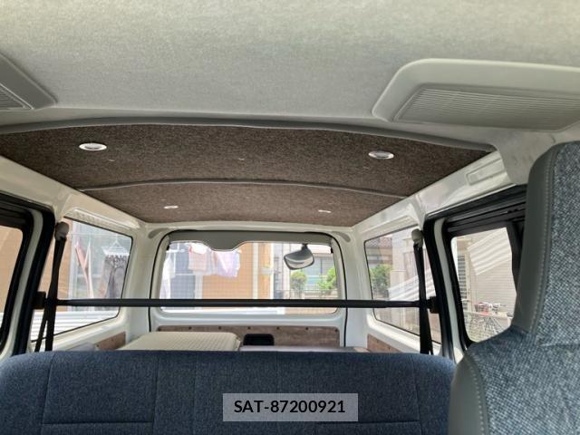 Toyota HIACE VAN 2017-07 8317715-15