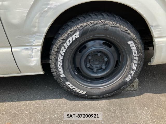 Toyota HIACE VAN 2017-07 8317715-6