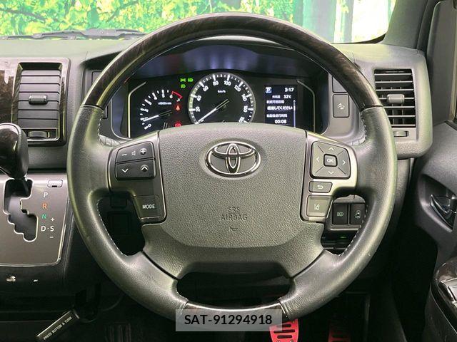 Toyota HIACE VAN 2023-12 8317704-11