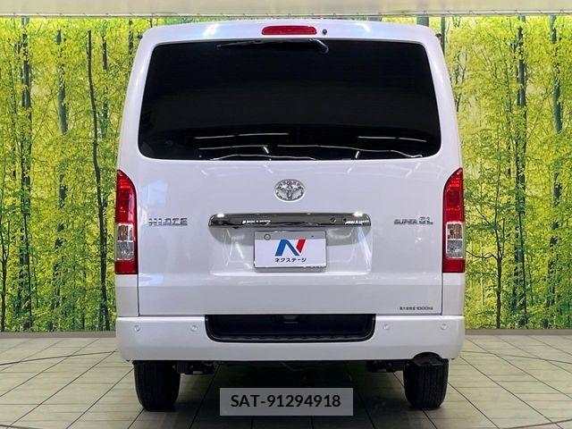 Toyota HIACE VAN 2023-12 8317704-15
