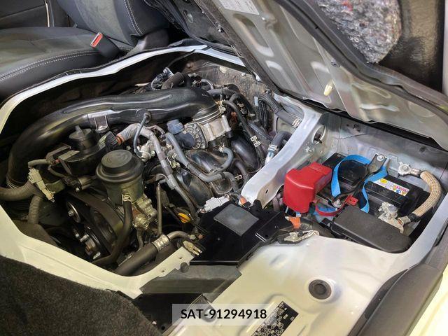 Toyota HIACE VAN 2023-12 8317704-18