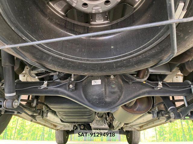 Toyota HIACE VAN 2023-12 8317704-19