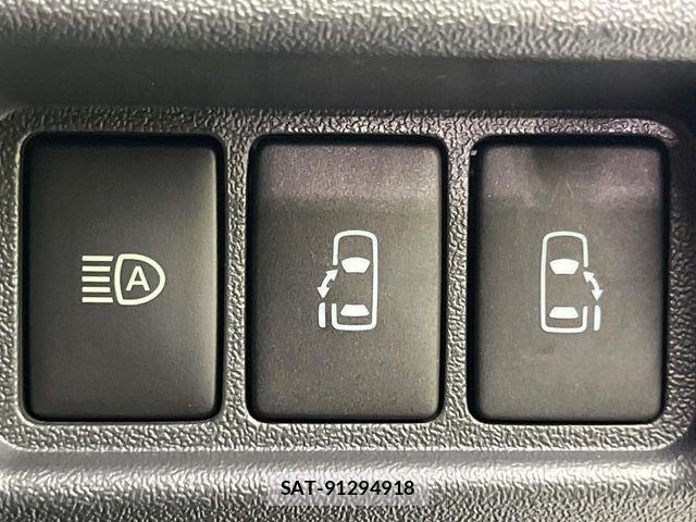 Toyota HIACE VAN 2023-12 8317704-2