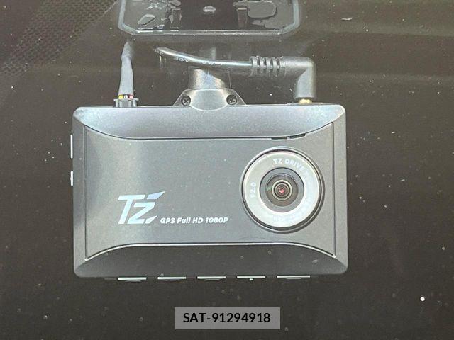 Toyota HIACE VAN 2023-12 8317704-7
