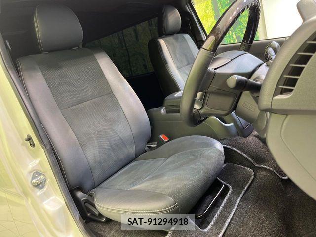 Toyota HIACE VAN 2023-12 8317704-8